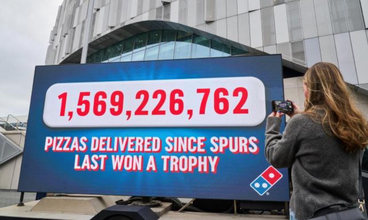 This is bad! Tottenham Pizza Pizza Resto, 17 years without a trophy is a laughing stock!