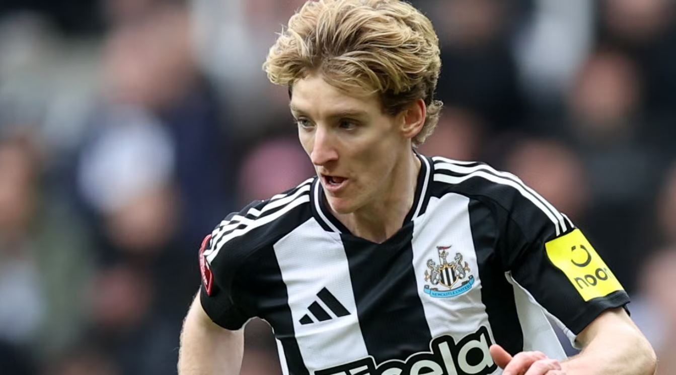 Liverpool are ready to offer Luis Diaz as Barter to bring in the Magpies star!