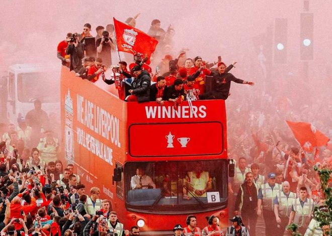 When the Liverpool title celebration became a magnet for the transfer of players and a new contract