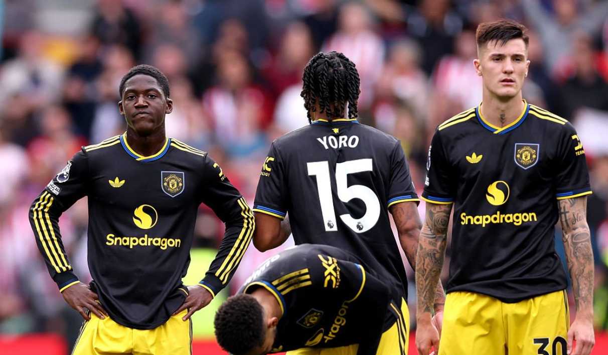 His colleagues shine at other clubs, Manchester United players insist on leaving the club