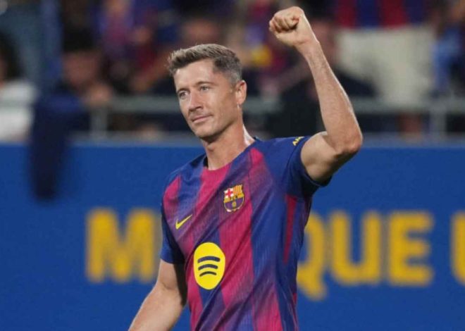 Lewandowski Refuses to Give Up, Ready to Fight for His Place at Barcelona Amid Transfer Issues