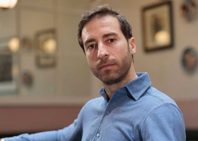 Flamini is said to be ready to buy Arsenal after his wealth soars by 220 trillion