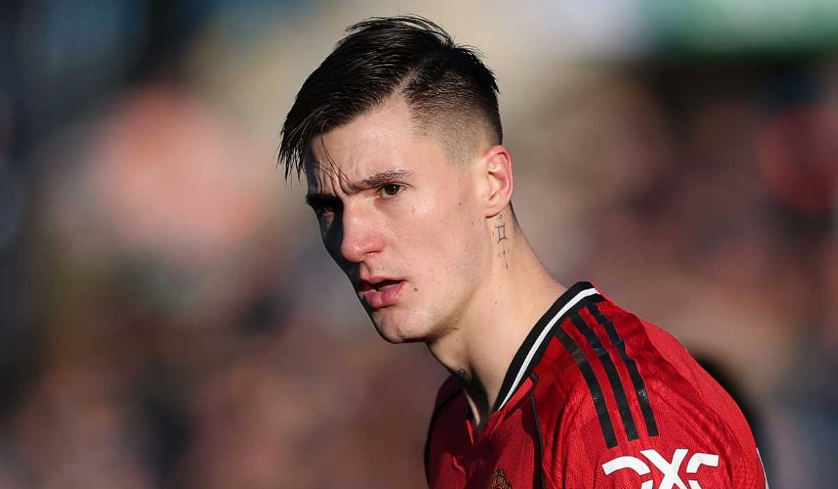 Three Players’ Reactions Reveal Manchester United’s Problems When Benjamin Sesko Appears Lackluster