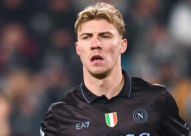 Rasmus Hojlund Enters a Difficult Period Ahead of Napoli’s Decisive Match Against the Blues