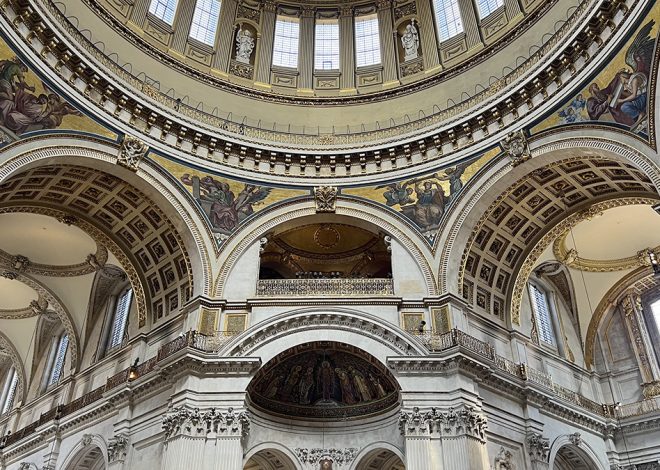 How to Visit Tourist Attractions in London: The Only Strategy You Need from a Local